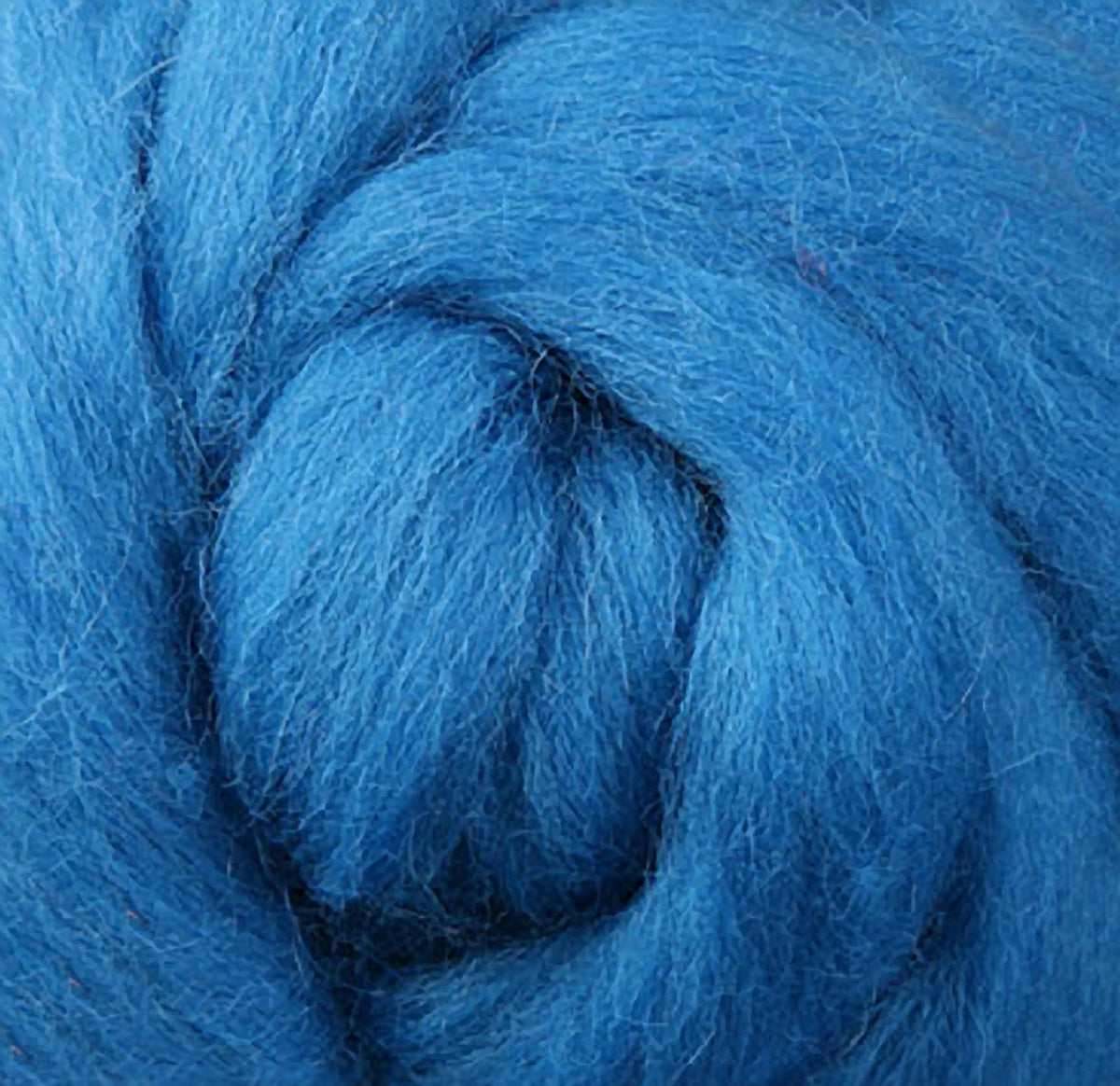 Ashford Handicrafts Limited Dyed Wool Fiber Lagoon Corriedale New Zealand Wool Fiber to Spin and Felt (sold by the ounce)