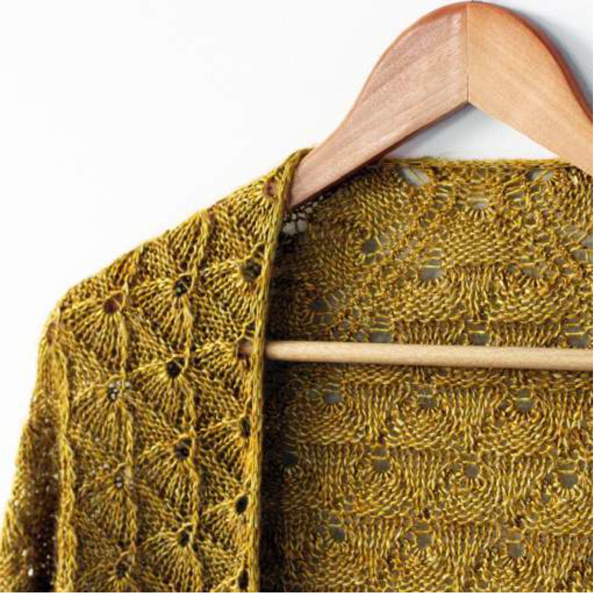 . Digital Patterns Golden Pine Shawl Pattern by Faye Kennington, download