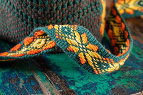Long Thread Media Magazines Easy Weaving with Little Looms, Fall 2025