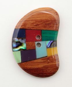 Wood Gems Shell 1 3/8" Button 