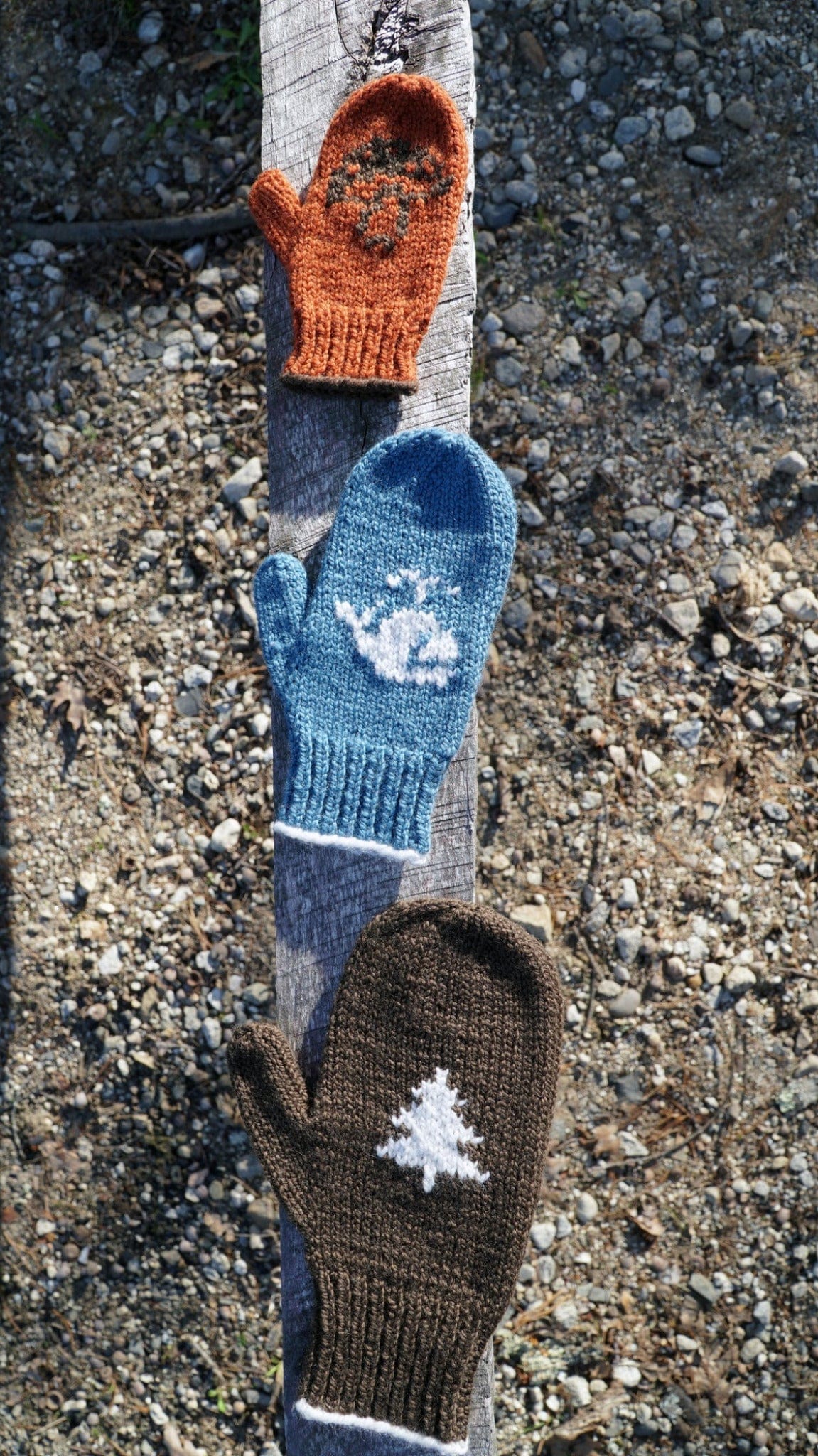 Halcyon Yarn Print Patterns Pemaquid Mittens