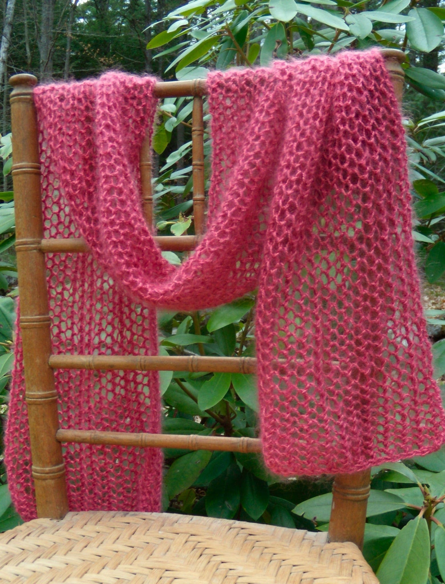 Halcyon Yarn Print Patterns Silky Honeycomb Scarf  Pattern