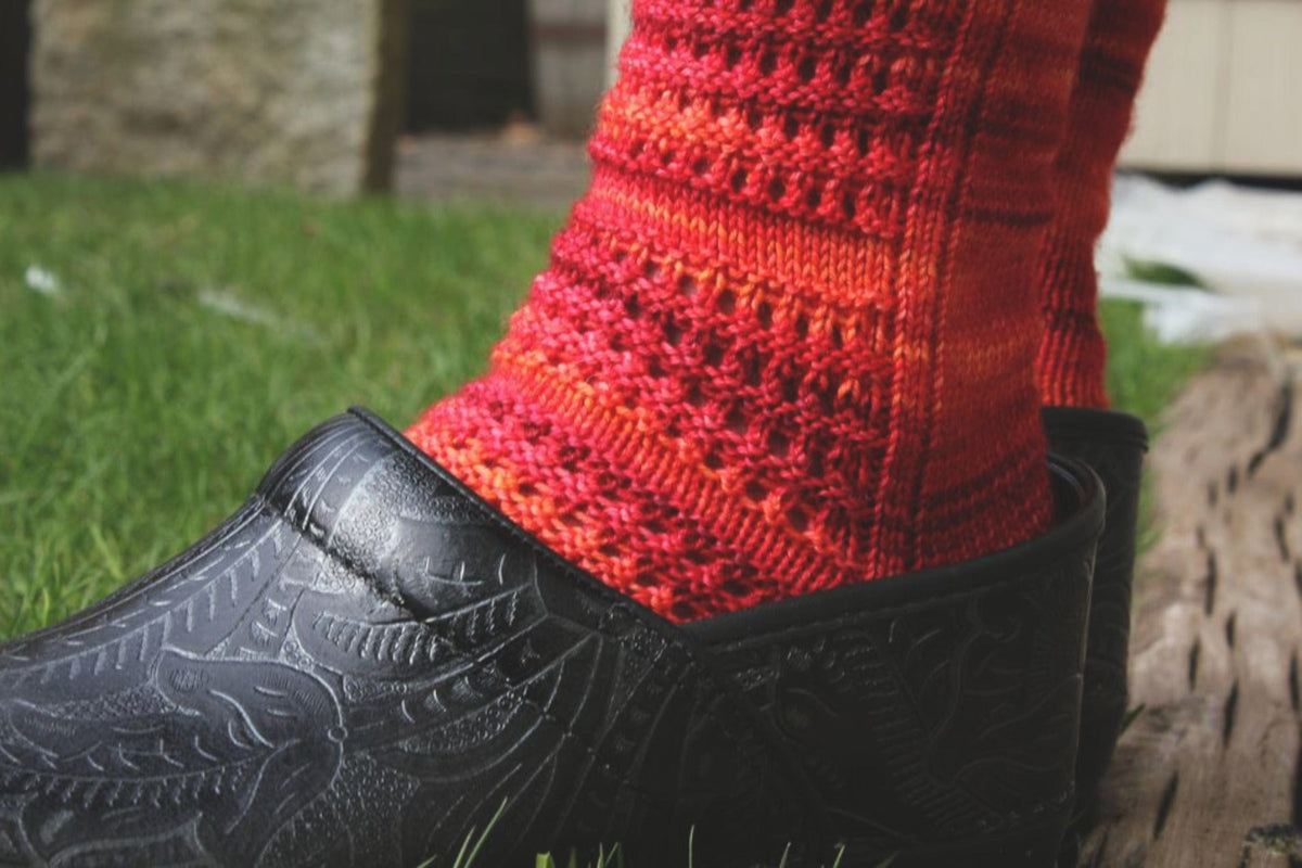 Halcyon Yarn Print Patterns Strings of Rubies Socks