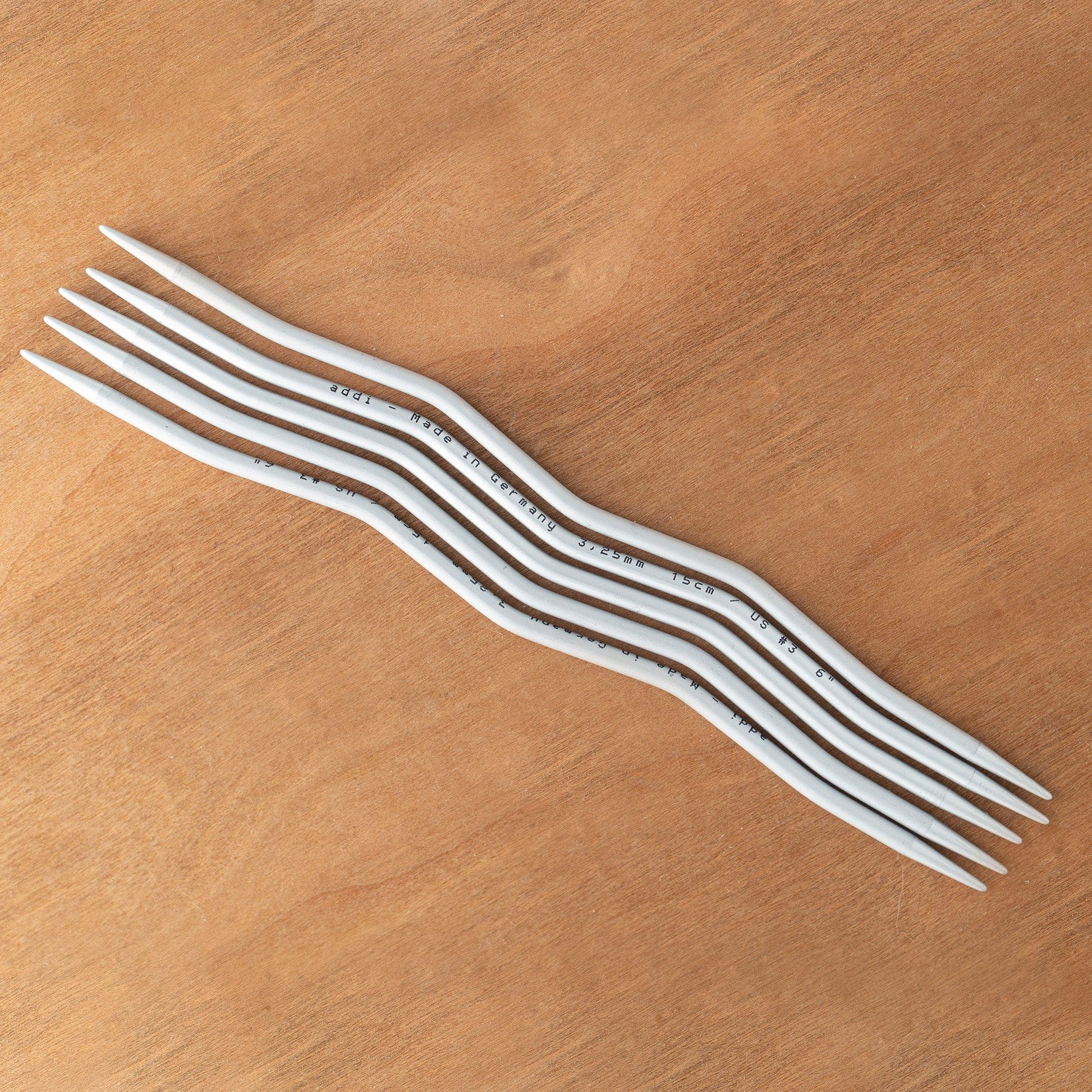 Skacel Double-Point Needles US 3 (3.25 mm) Addi CraSy Snake Double-Point Knitting Needles, 6 inch