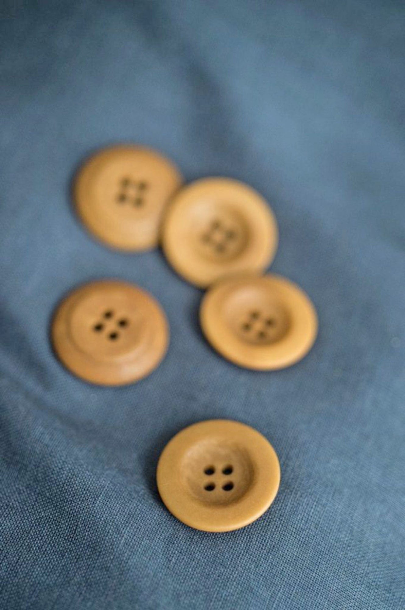 Merchant & Mills Buttons Gold Corozo/Tagua Button