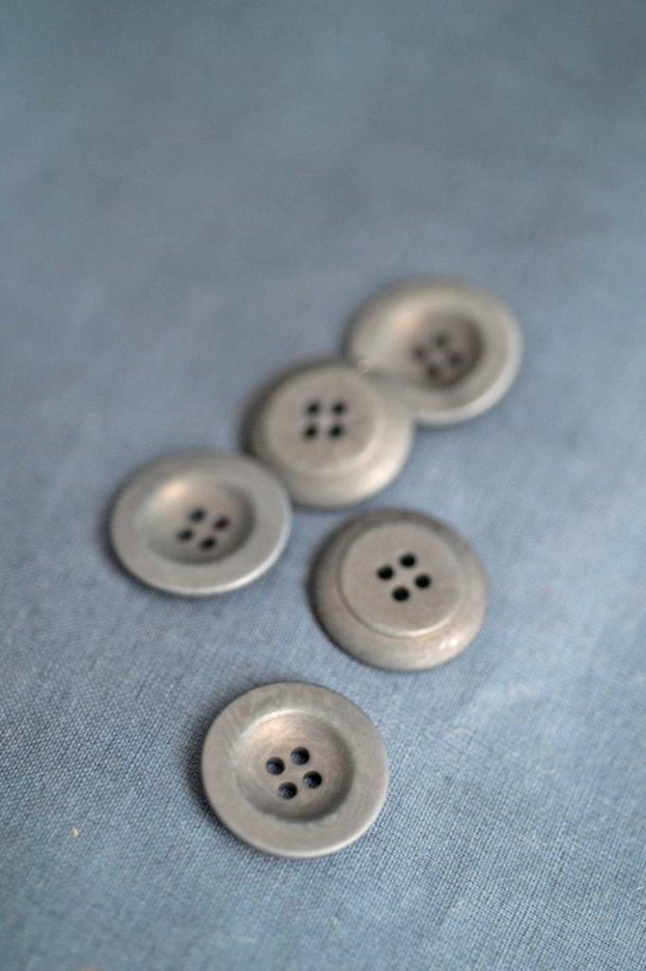 Merchant & Mills Buttons Grey Corozo/Tagua Button