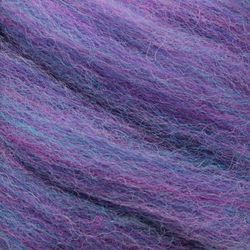 Mauch Chunky Roving color 1047 (R1047-PETUNIA-MC-ROVING)