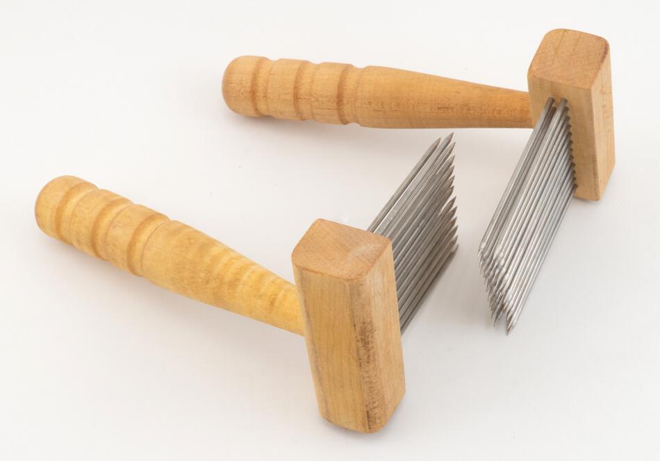Spinning Equipment Acorn Petite Maple Double Row Combs 